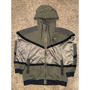 RARE Nike Men’s Sportswear Olive Blackout Logo Woven Jacket Sample